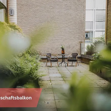 Apartament Downtown Mit Luxusbad Am Hafen Nur 5 Minuten Zu Fuss In Innenstadt Und Zum Bahnhof!